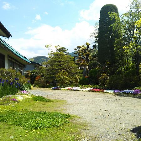 ゲストハウス「古民家の宿梨本軒」 Takayama (Nagano) Екстериор снимка